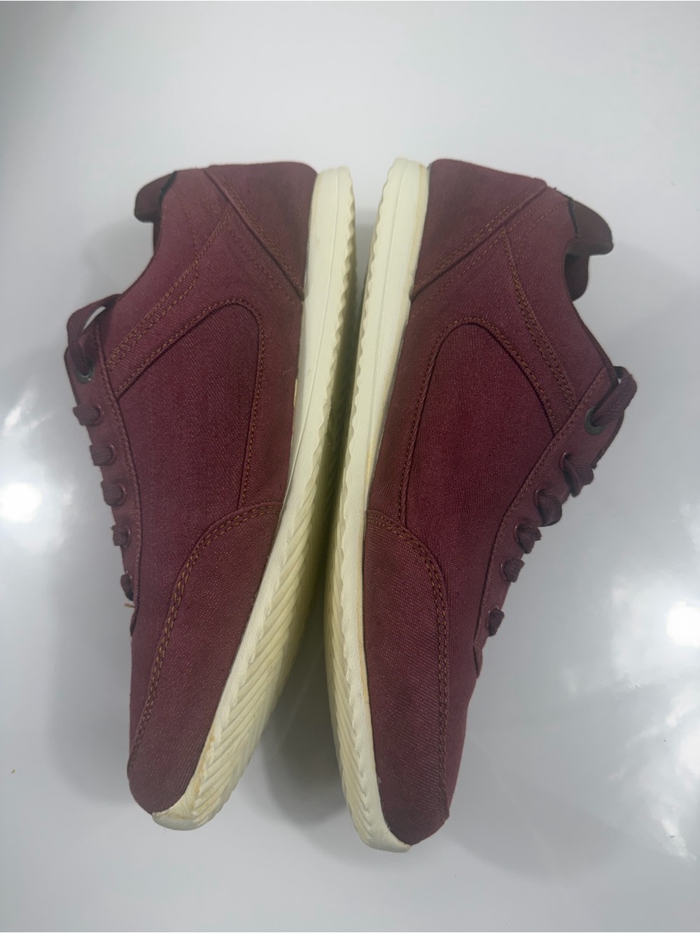Levi’s Men’s Burgundy Sneakers Size 11 Casual Lace Up Shoes - Picture 3 of 7